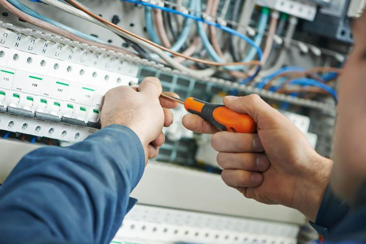 Installateurs de bornes de recharge à Orléans